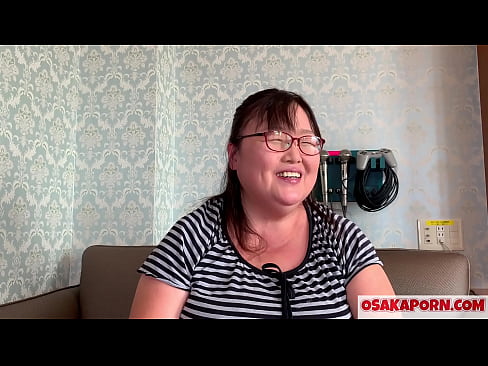 ❤️ La mare japonesa grassa ensenya les seves grans pits i gaudeix d'una joguina sexual. Una mare asiàtica de 51 anys parla de la seva experiència sexual. Yukiko 1 OSAKAPORN milf grassa ❤️ Porno anal a nosaltres ❤